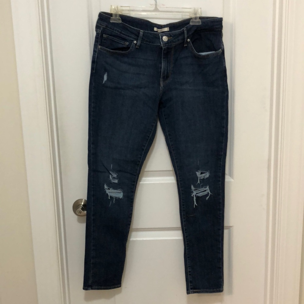Levi’s 711 skinny jeans